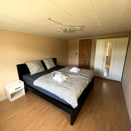 빌라 Waves & Waterslides Rødby