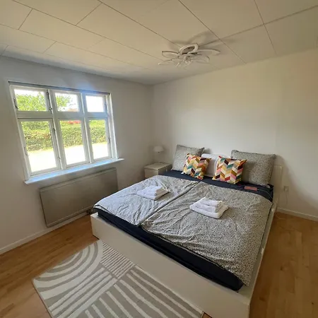 Waves & Waterslides Vila *