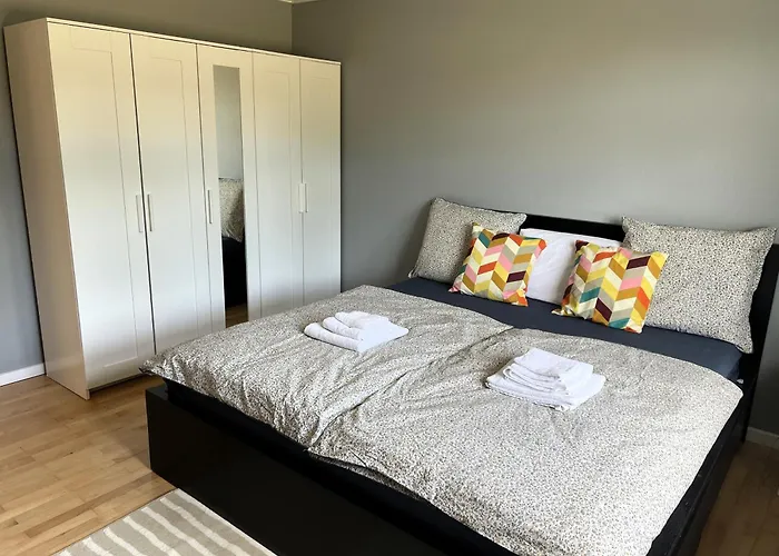 Villa Waves & Waterslides *